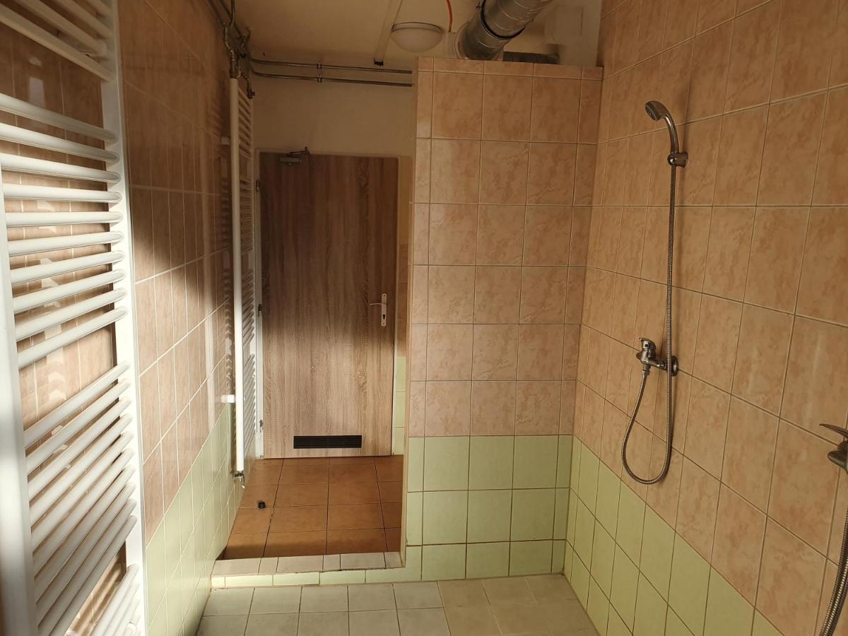 Ubytovna Koky Klášterec nad Ohří エクステリア 写真